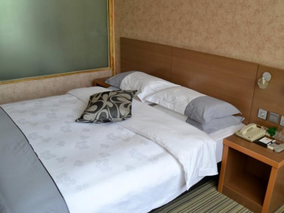 Super 8 By Wyndham Urumqi Mei Hao Ngoại thất bức ảnh